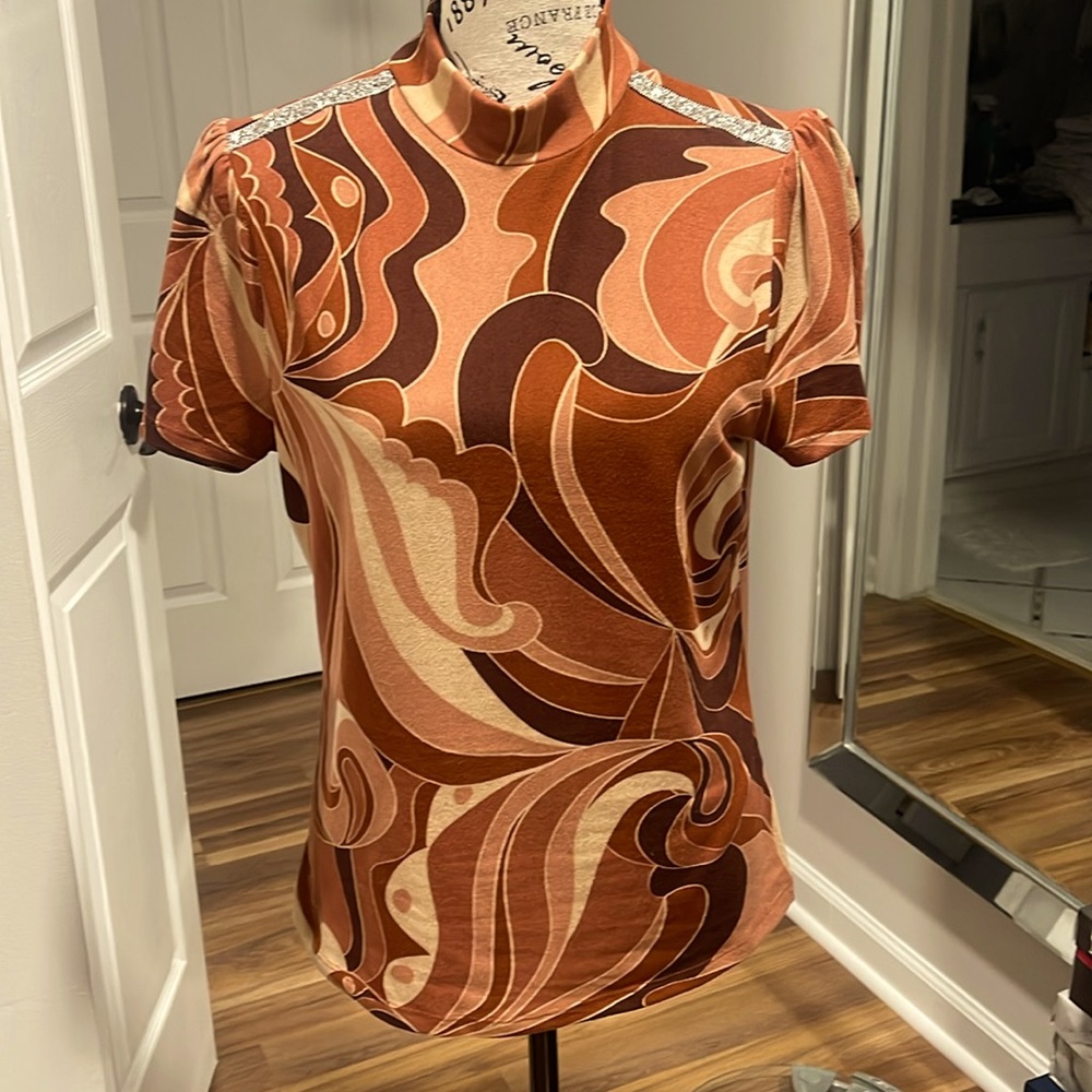 Multicolor, short mock turtle top